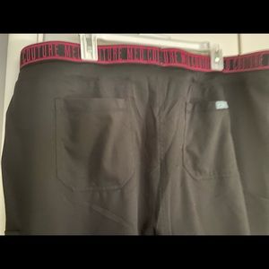 Med couture scrub uniform pant. 2xl black color.